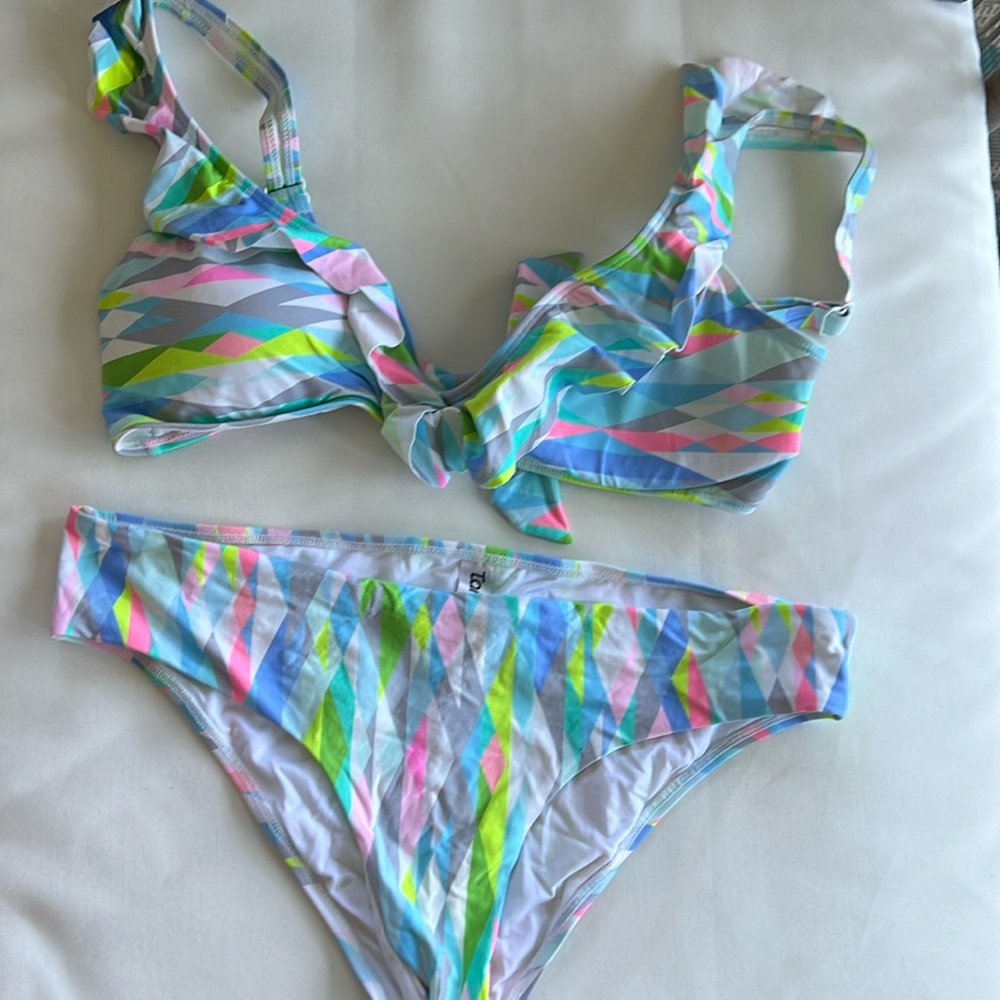 Geometric, print and ruffled bikini